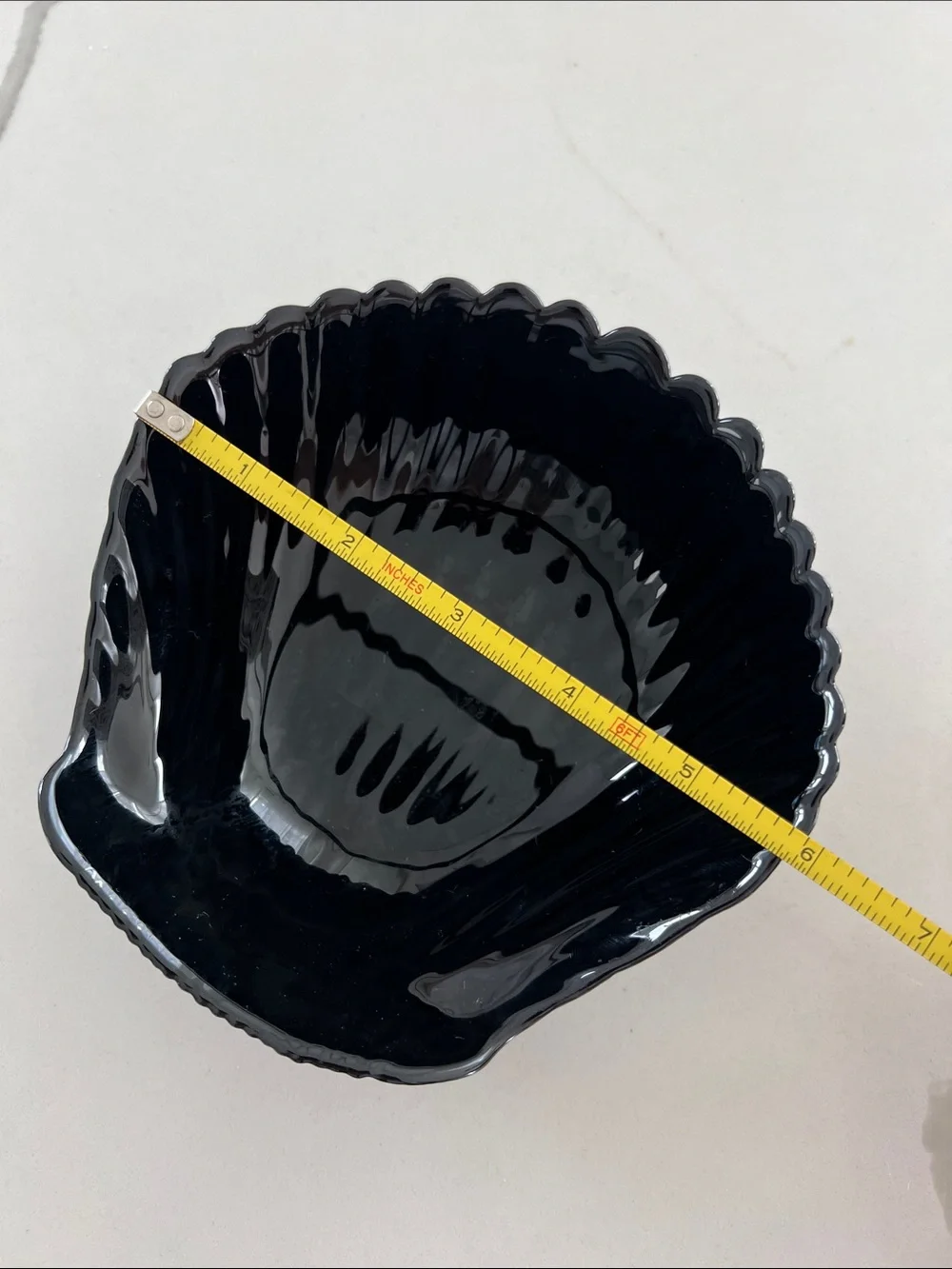 Scalloped Black Glass Shell Bowl